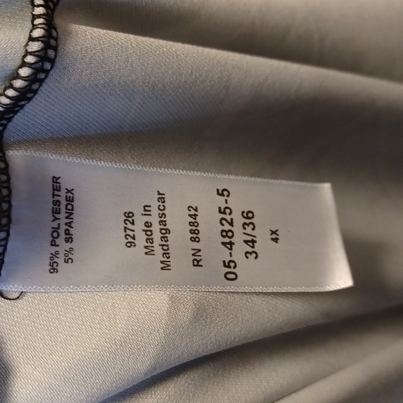 6 Dresses~ NWOT~ Roaman's Ultrasmooth® Fabric V-Neck Swing Dress - Picture 10 of 12